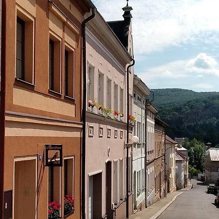 Apartmany Kukacci Hnizdo Benesov nad Ploucnici Buitenkant foto