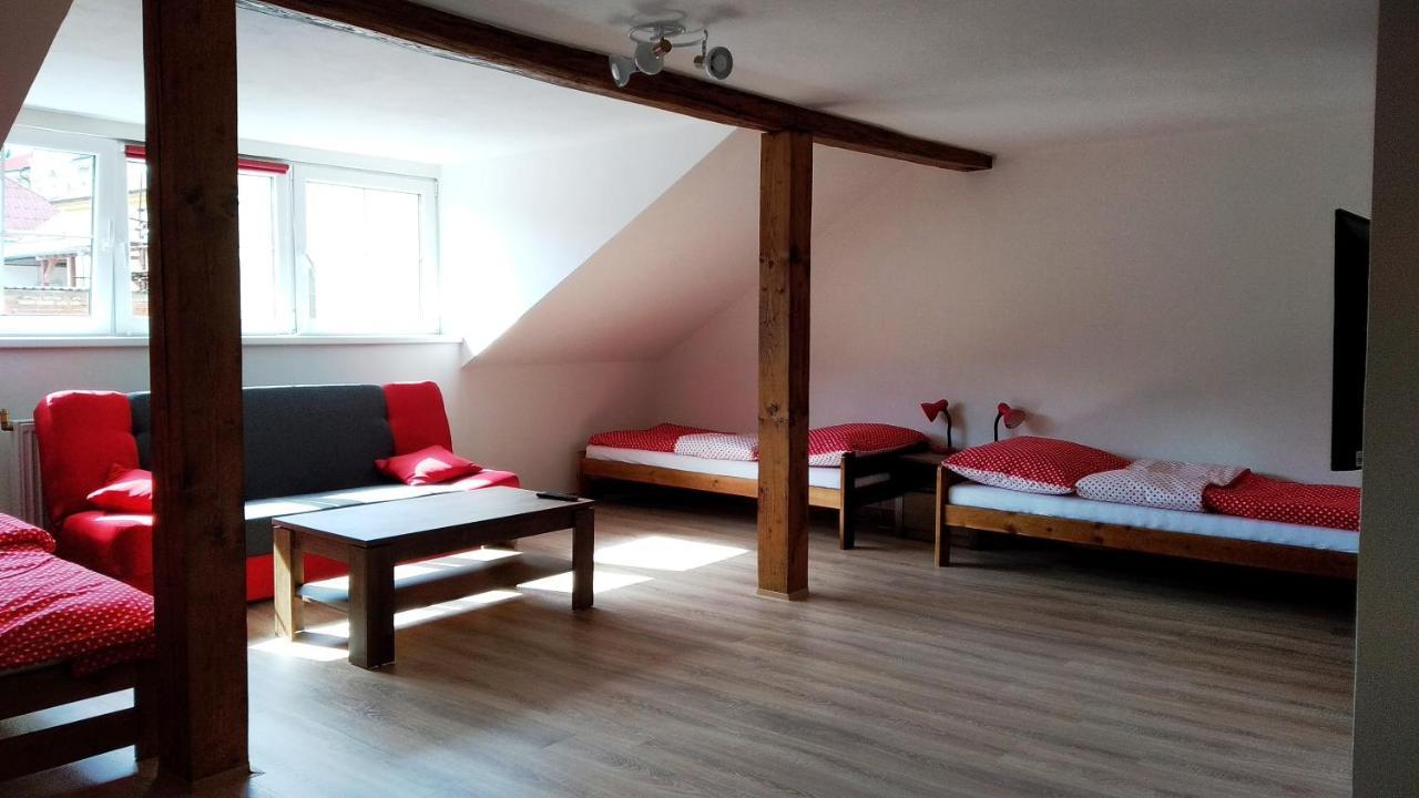 Apartmany Kukacci Hnizdo Benesov nad Ploucnici Buitenkant foto
