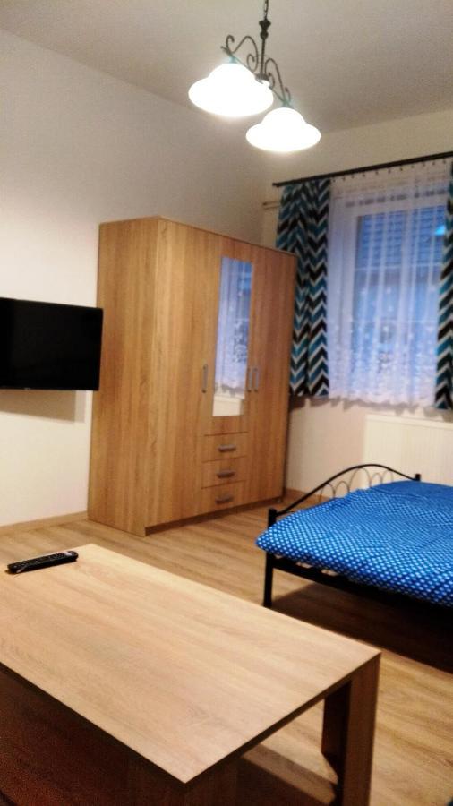 Apartmany Kukacci Hnizdo Benesov nad Ploucnici Buitenkant foto