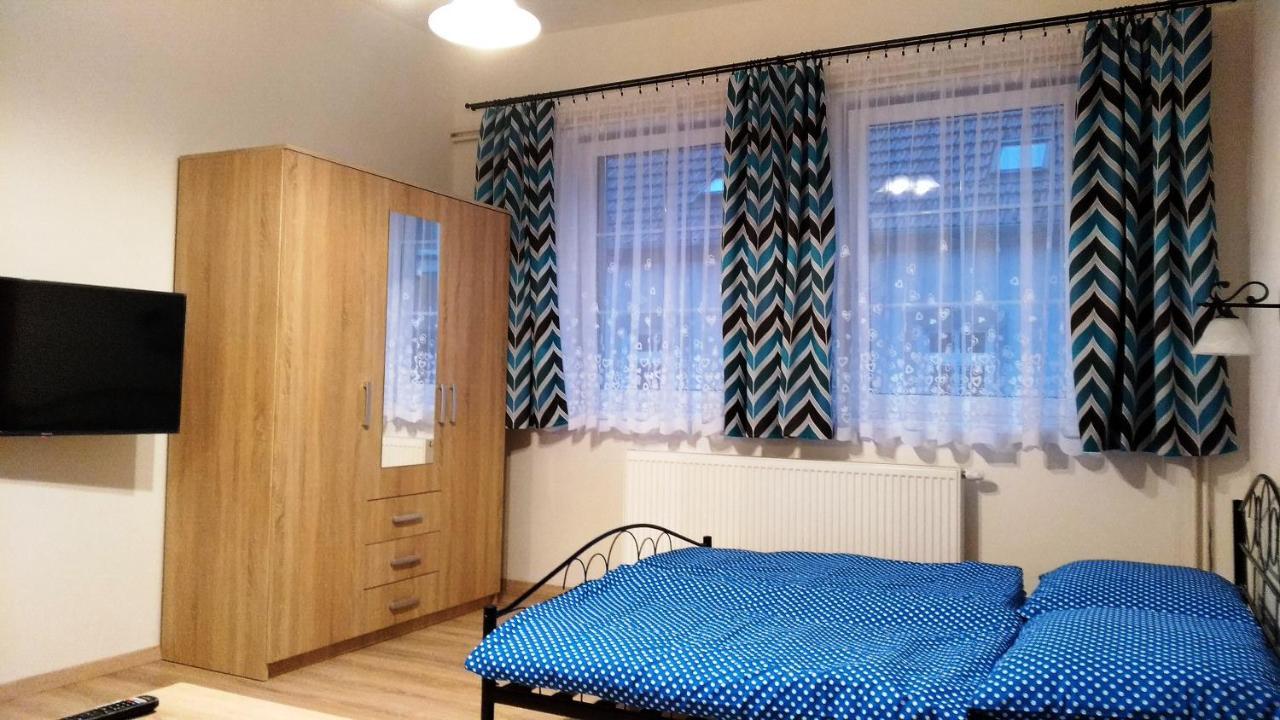 Apartmany Kukacci Hnizdo Benesov nad Ploucnici Buitenkant foto