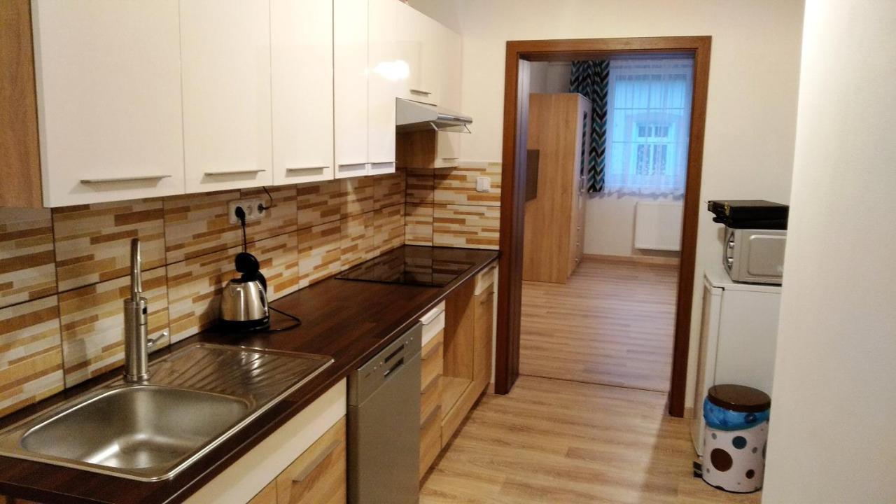 Apartmany Kukacci Hnizdo Benesov nad Ploucnici Buitenkant foto
