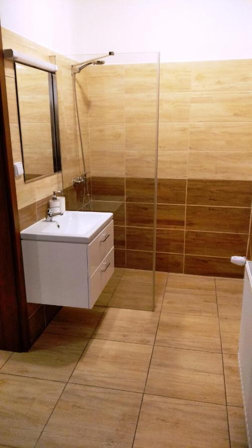 Apartmany Kukacci Hnizdo Benesov nad Ploucnici Buitenkant foto