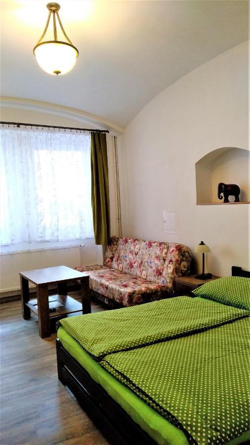 Apartmany Kukacci Hnizdo Benesov nad Ploucnici Buitenkant foto